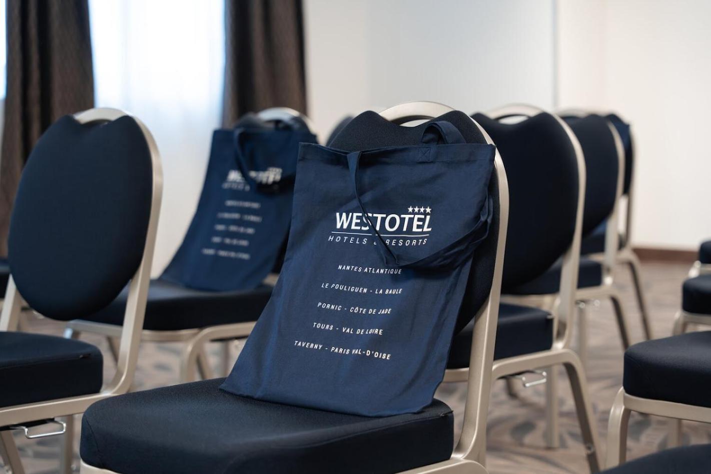 Westotel Taverny - Paris Val-D'Oise Εξωτερικό φωτογραφία